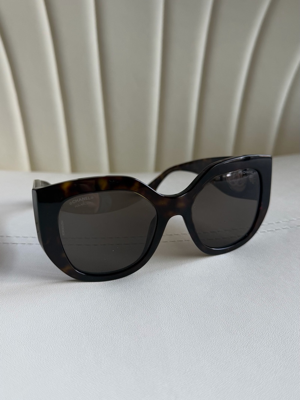 Authentic Chanel CH5550 Butterfly Sunglasses Dark Tortoise Brown Polarized